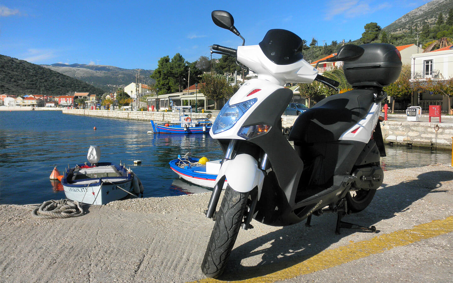 Evita il traffico. Parcheggi ovunque!